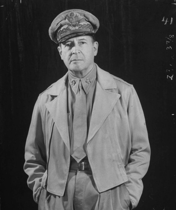 麦克阿瑟是什么意思